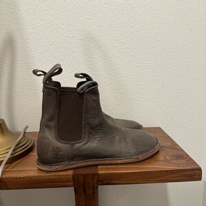 DaVinci Dark Brown Ankle Booties